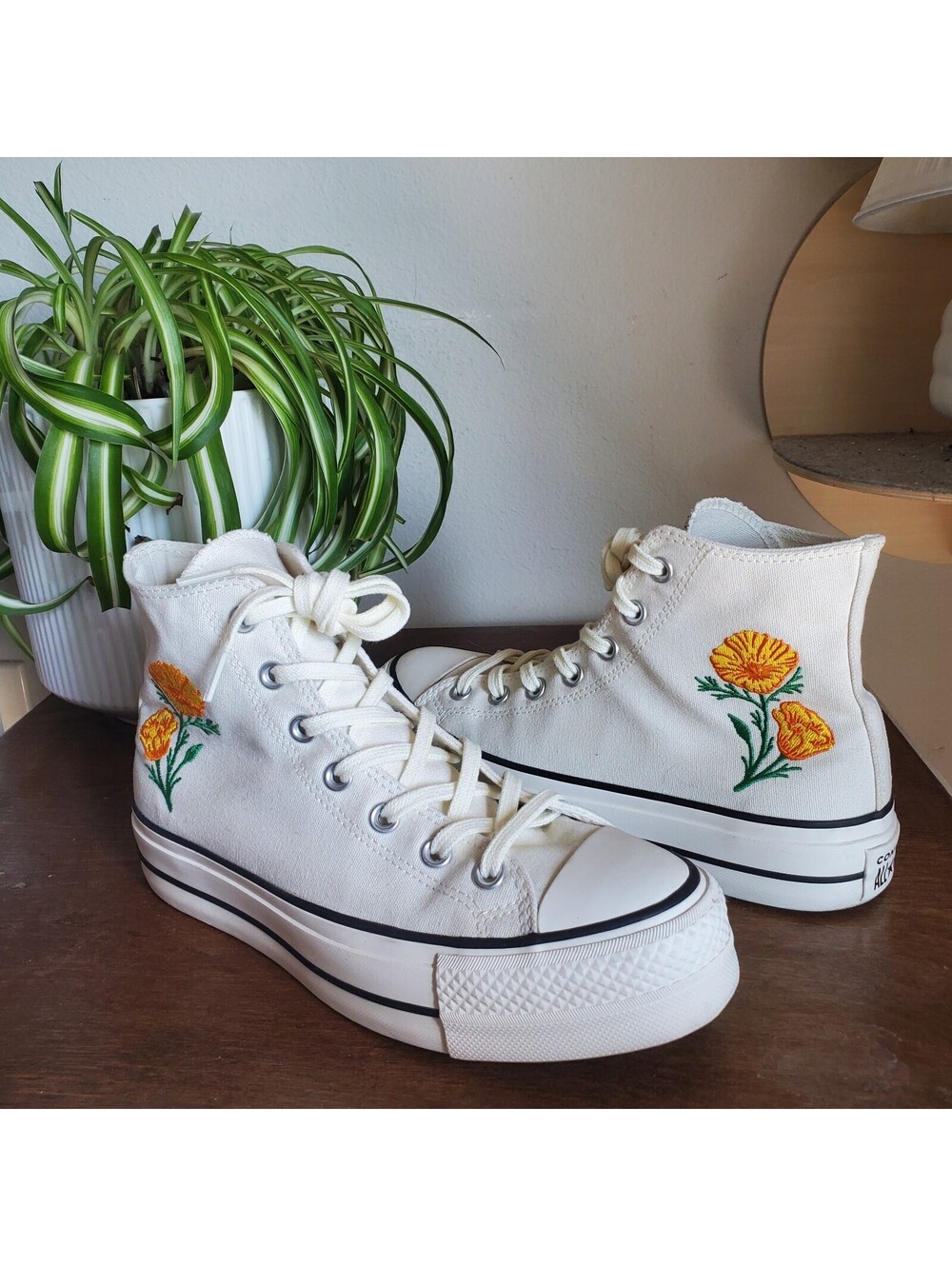 Converse Chuck Taylor Lift Platform Custom Floral Embroidered High Tops Sz 8